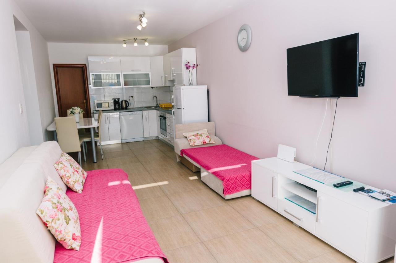 Apartmani Mila Brela Exterior foto