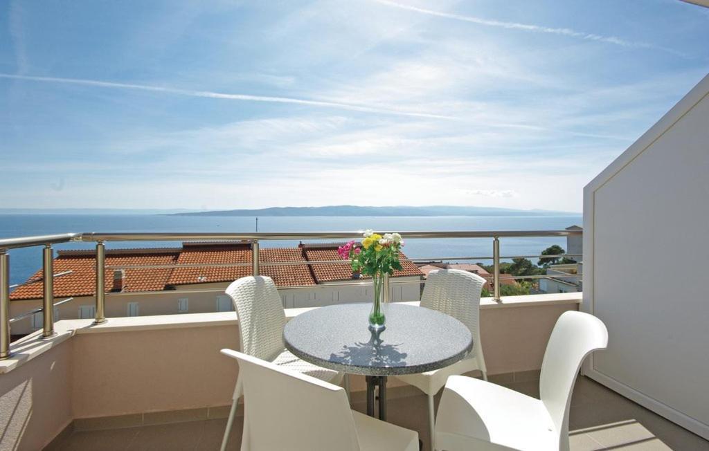 Apartmani Mila Brela Exterior foto