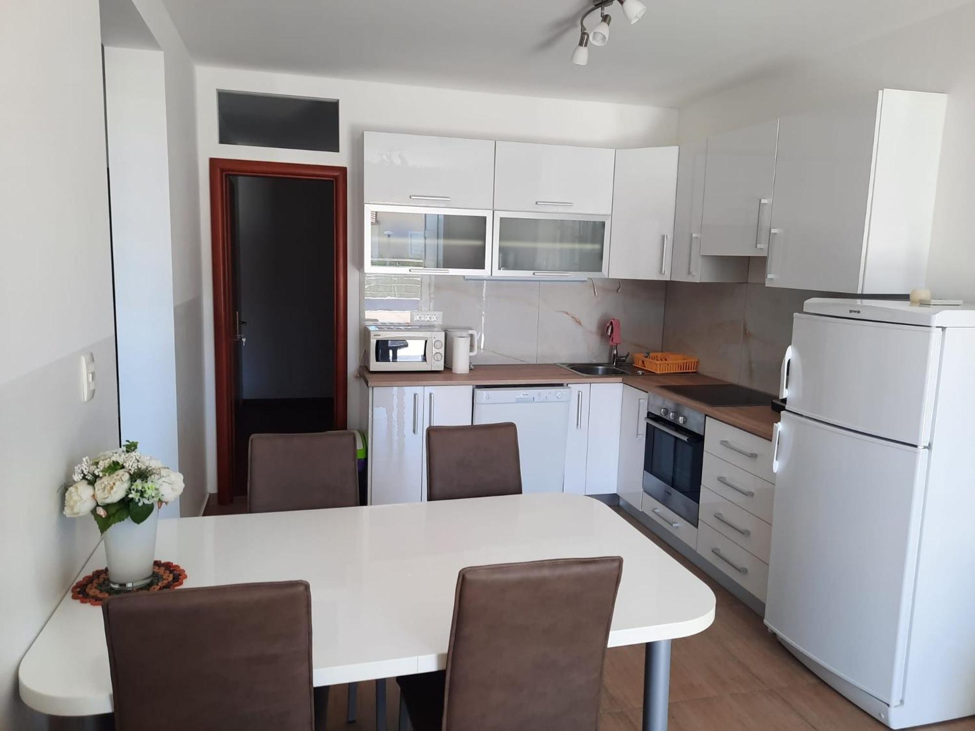 Apartmani Mila Brela Exterior foto